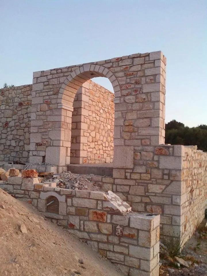 Τα εργα μας καμαρα μυτικας