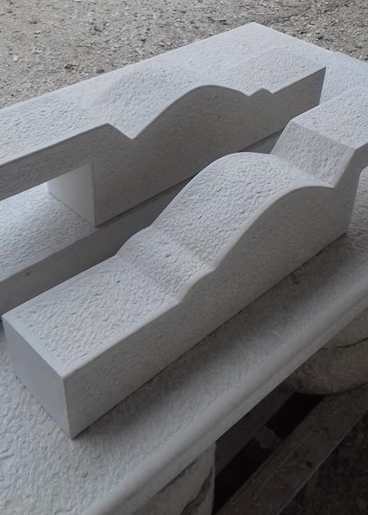 43696235_320965421788611_238666861577764864_n