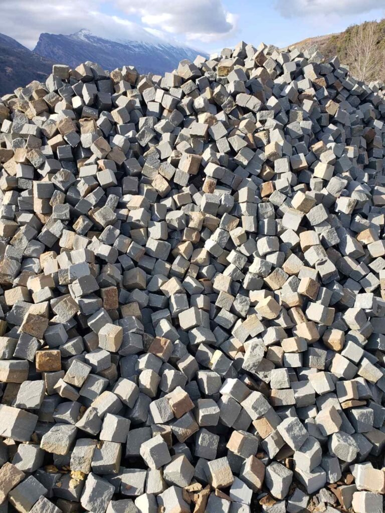 IMG-b8766a28907e2ef60bd84965aaec2d85-V