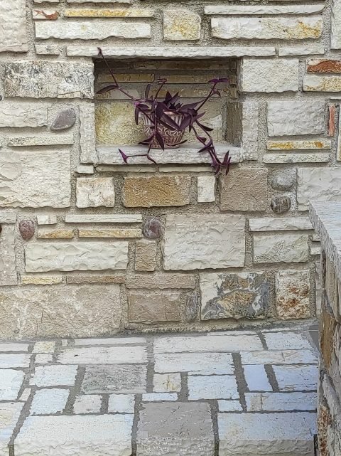 petrinos tixos kai diakosmisi (1)