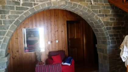 εσωτερικη καμαρα πετρινη σπιτι πιστιανα