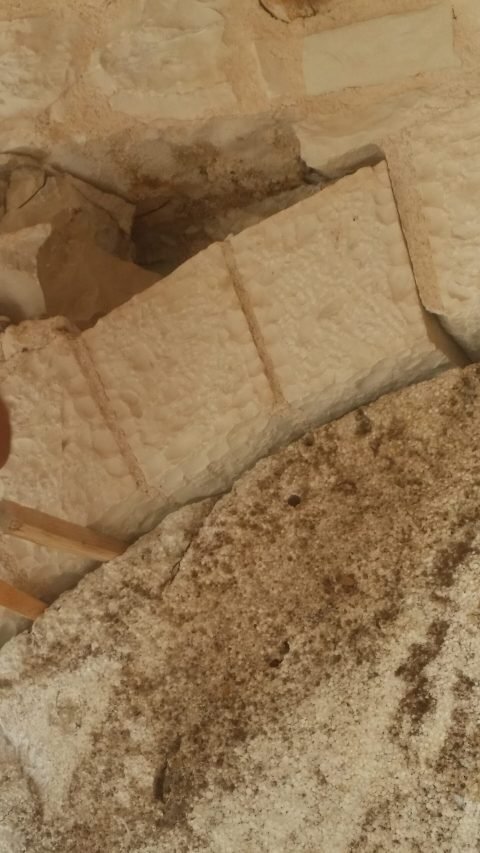 πελέκισμα πέτρας βλαχέρνα (1)