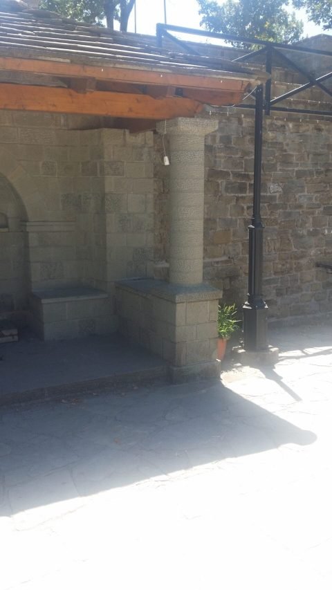 πετρινη βρυση ροδαυγη αρτας