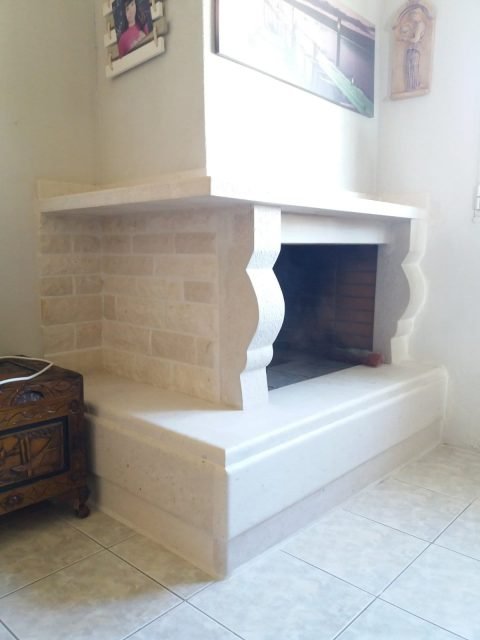 πετροχτιστο τζακι εσωτερικου χώρου