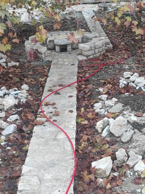 πλακοστρωτο και καθηστικο